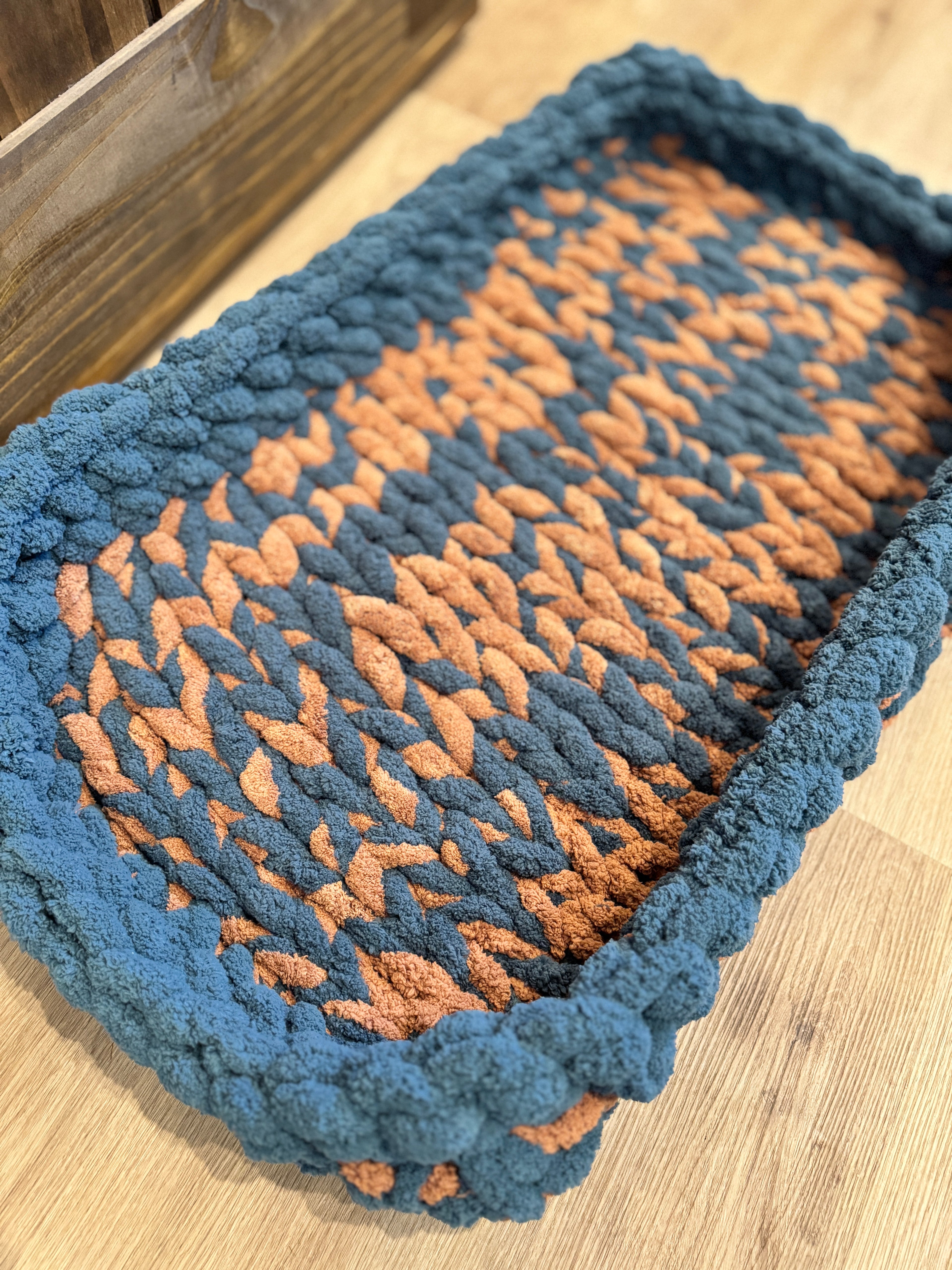 Hand Knit Pet Bed Class - July 18