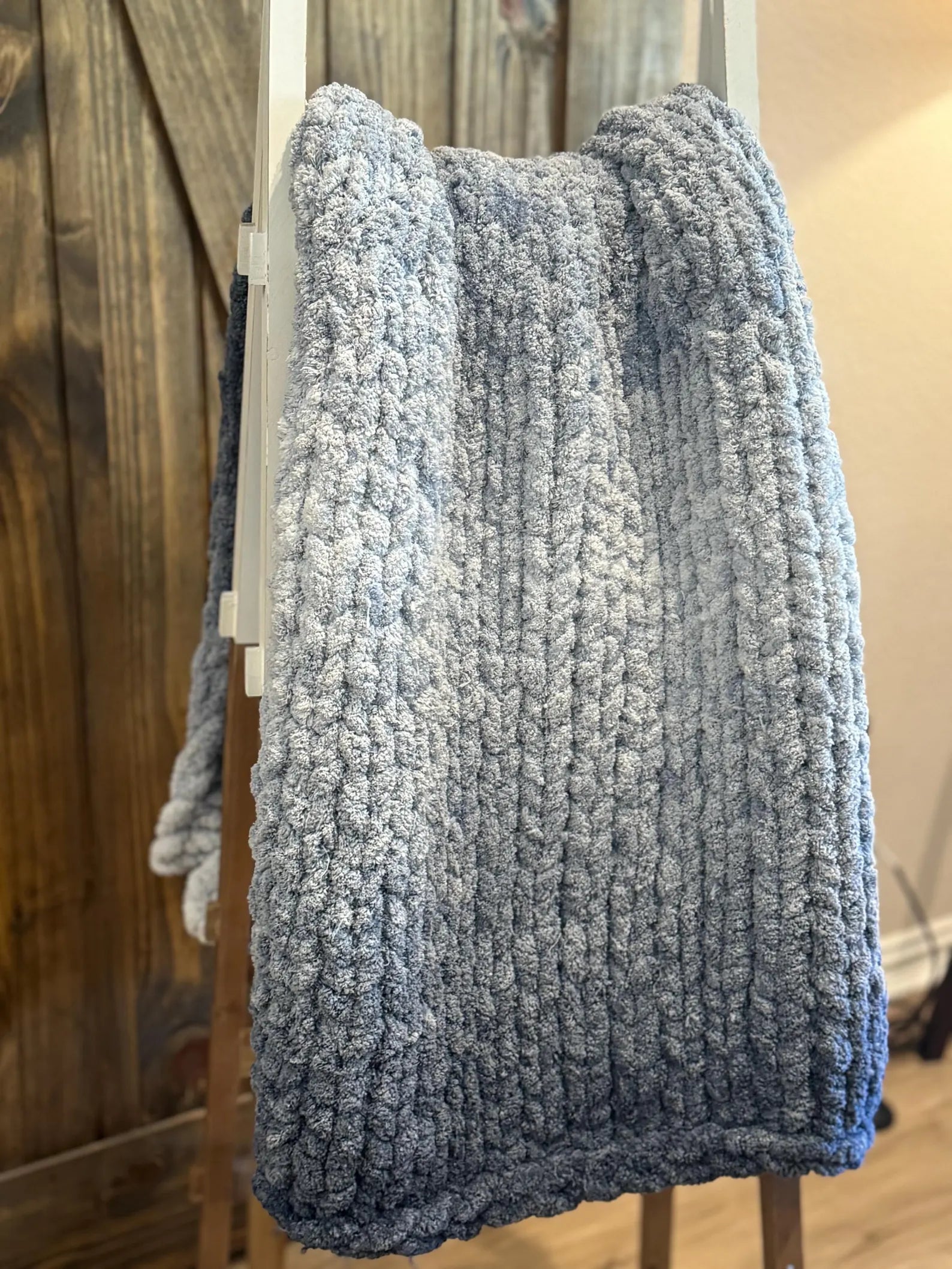 Chunky Hand Knit Blanket Ombré Phasing, Pick Your Size