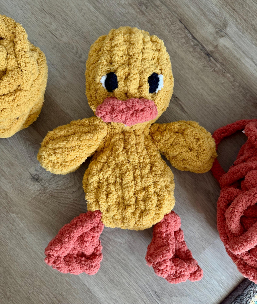 Duck Chenille Hand Knit Lovey. Handmade and Perfect for Babyshowers! Different color options and bows available. Custom orders accepted!
